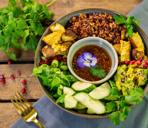 Bunte vegane Bowl
